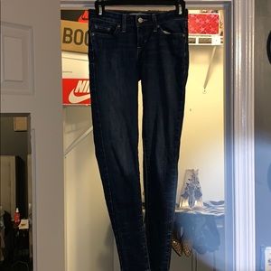 Levi skinny jeans